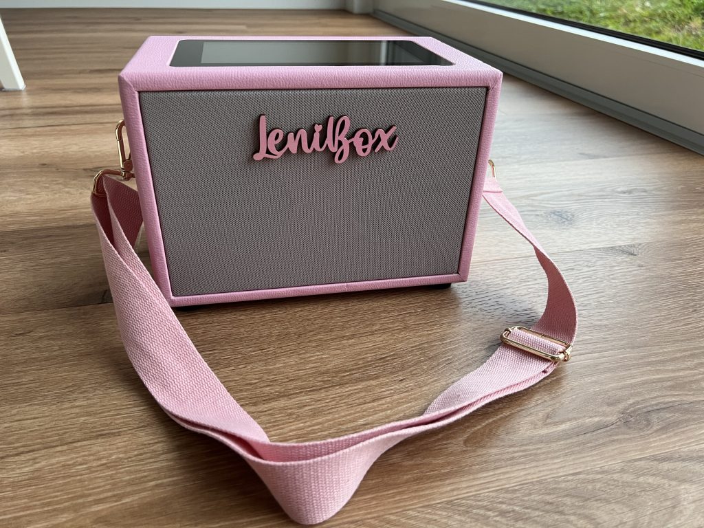 LeniBox1