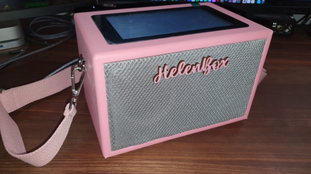 Helenbox by raphi